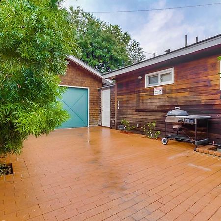 A Touch Of Cape Cod In West Hollywood Villa Лос Анджелис Екстериор снимка